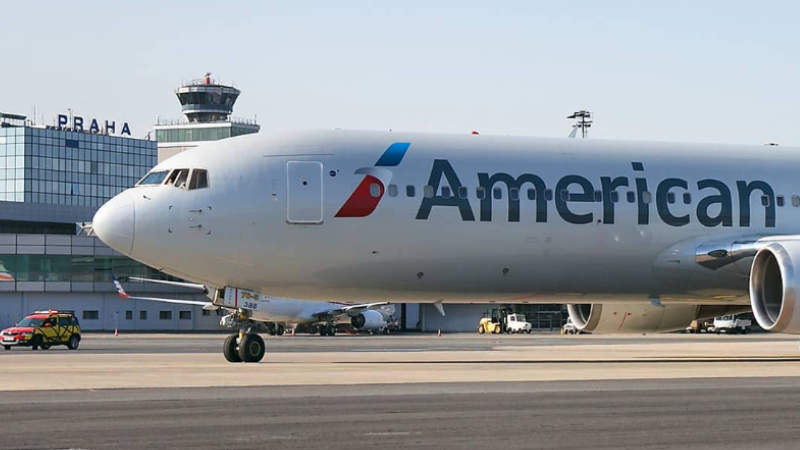 Letadlo společnosti American Airlines poprvé přistálo na pražském letišti.