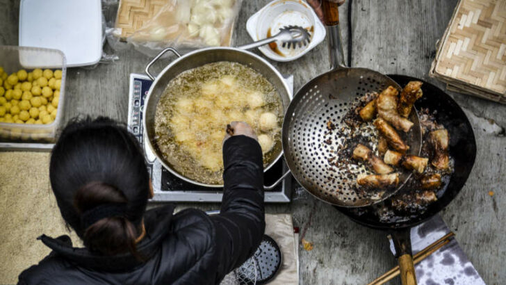 Na Smíchovské náplavce můžete ochutnat speciality asijské kuchyně