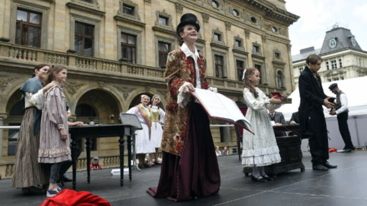 VIDEO: Národní divadlo si připomnělo 150 let od položení základních kamenů