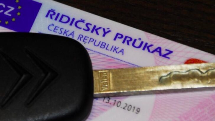 Výdej řidičáků bude jednodušší. Pražským úředníkům ale nový systém zkomplikuje život