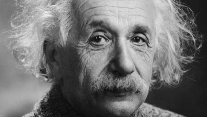 Albert Einstein žil kdysi v Praze. Tvořil zde i slavnou teorii relativity