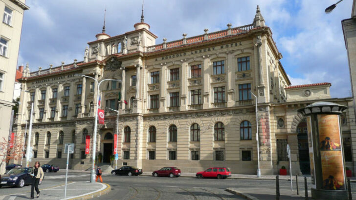 Hotel Carlo IV. na Senovážném náměstí v Praze.