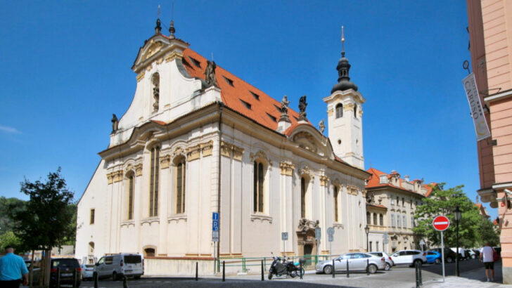 Praha koupí odsvěcený kostel sv. Šimona a Judy. Sloužit bude kultuře
