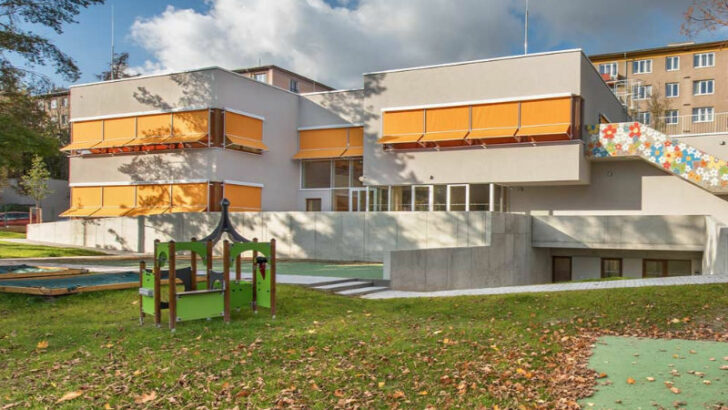 Nově opravená školka nabídne třídu s výukovou metodou Montessori
