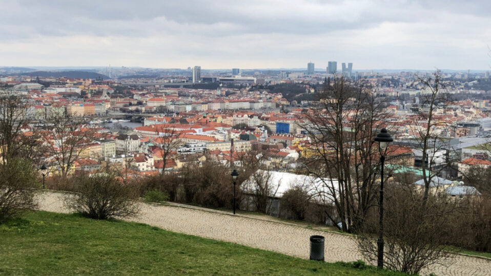 Letošní zima je nekonečná. Loňský duben vypadal úplně jinak