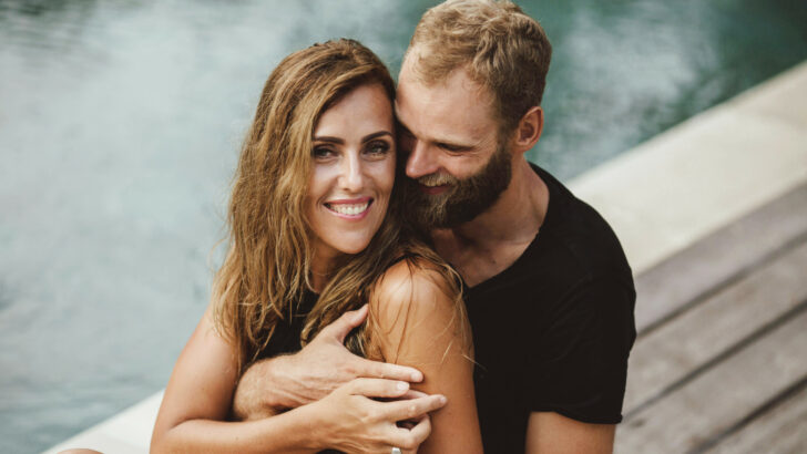 Partner má těžké období? Takhle mu můžete být skutečnou oporou. Některé věty ale určitě neříkejte, jinak budete za hlupáka