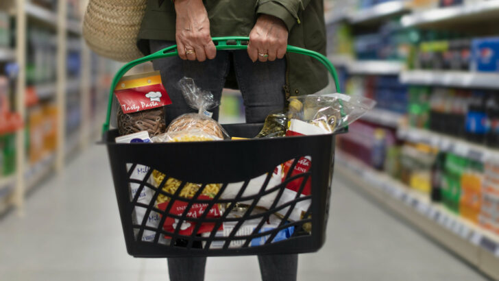 Skandální cena výrobku vytáčí Čechy do běla. V Německu ho supermarket prodává za násobně nižší peníze